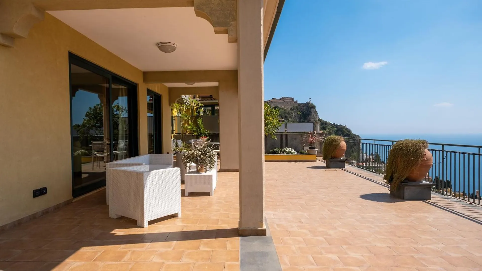 Tatil Evi Villa La Gorgone Taormina İtalya